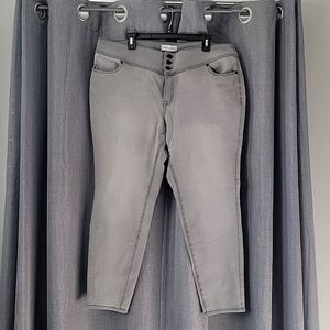 ✨️BOGO free - Lane Bryant high-rise jegging